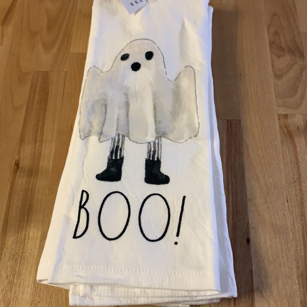 Rae Dunn “SPOOKY” “BOO” 2 Piece Kitchen Towel Set NWT - Picture 2 of 11